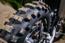 Husqvarna na Metzelerach