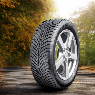Nissan wyróżnił Goodyeara
