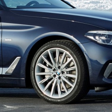 Goodyear i Dunlop w BMW