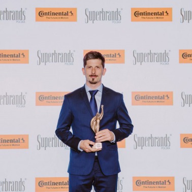 Conti z Superbrands
