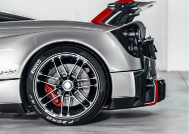 Pirelli do aut Pagani