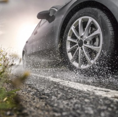 Nokian Powerproof SUV i Wetproof SUV