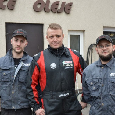 Firma Motoqźnia w Wałczu: Opony, oleje, hamulce