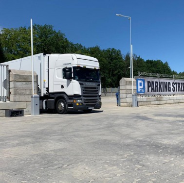 Kradzieże na parkingach