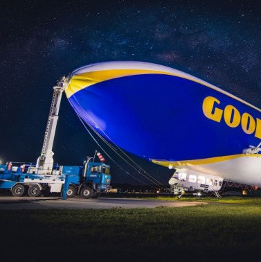 Sterowiec Blimp powaraca
