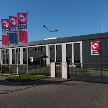 Inter Cars w czołówce