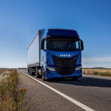 Iveco i Plus współpracują