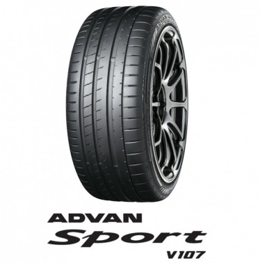 BMW M na oponach Advan V107