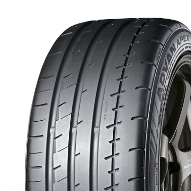 Advan do Toyoty GR Corolli