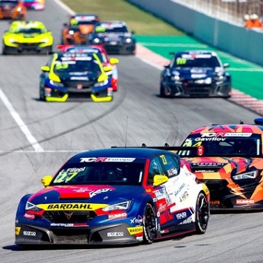 Kolejne serie TCR z Kumho