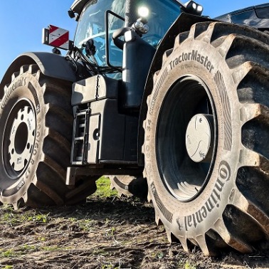 Większy VF TractorMaster