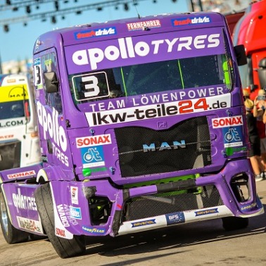 Zespół Apollo na podium