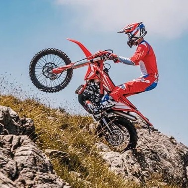 Mitas z Beta Motorcycles