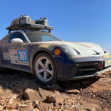 Od piasku po lód - Pirelli z Porsche