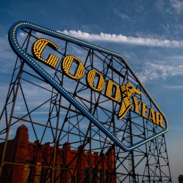 Goodyear OTR za 905 mln $