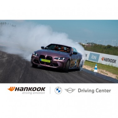 11 lat z BMW Driving Center