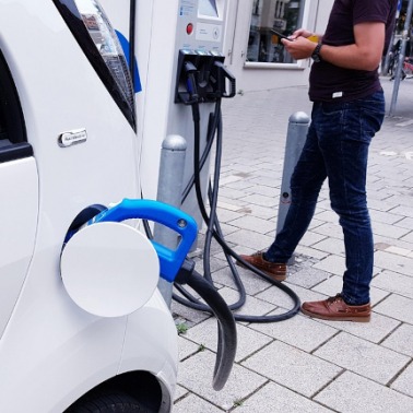 Dane elektromobilności