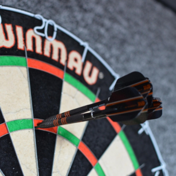 Współpraca Falken i PDC