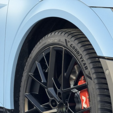Nowy Goodyear całoroczny