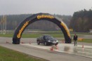 Rewelacyjne na mokrym: Test ContiWinterContact TS 810 na torze