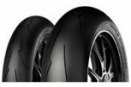 Honda na oponach Pirelli
