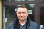 Dariusz Leśnowolski skończył technikum samochodowe, w branży ponad 20 lat