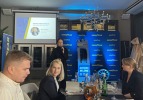 Beata Chądzyńska otwiera konferencję prasową
